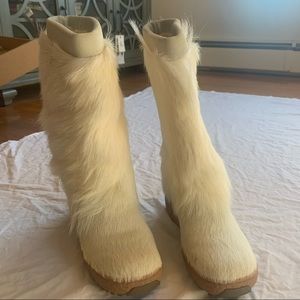 Oscar de la Rentar Oscar Sport Genuine Fur Boots